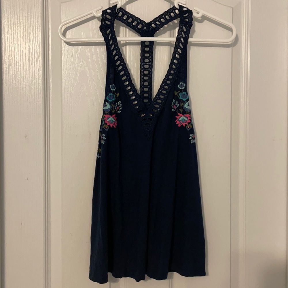 Hollister navy tank